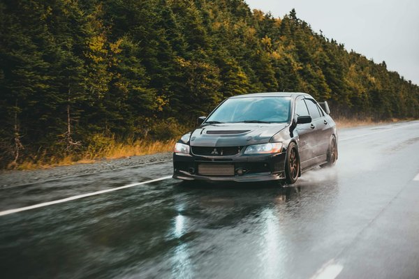 What's the Impact of Upgraded Turbo Piping on the Performance of a Mitsubishi Lancer Evolution?